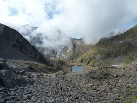 L’arrivée au col des Gentianes (2729m).