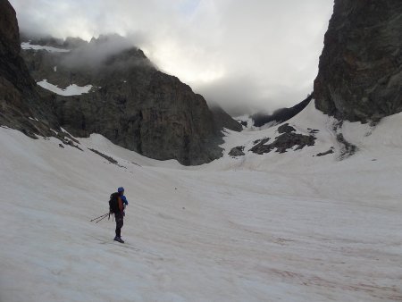 Bientôt le couloir à gauche