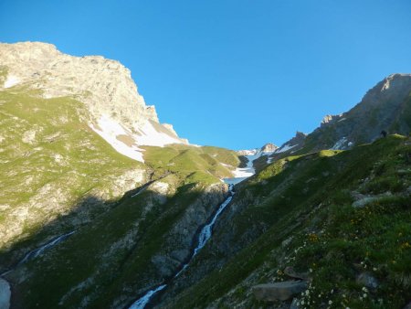 Eclairage matinal sur le Nant Blanc 3