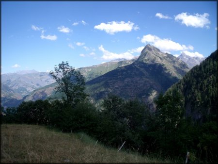 Aiguilles d’Arves et Pied Moutet.