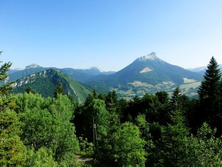 Chamechaude vu du Fort St-Eynard.