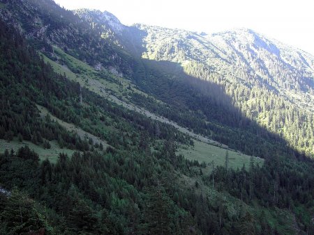 Le replat,la Cabane des Drayes et le Col Blanc