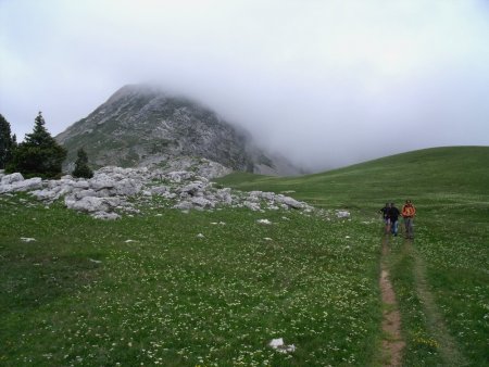 Grand Veymont toujours dans les nuages