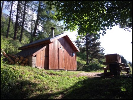 Cabane du Pré des Combes.