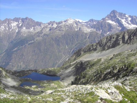 Lacs de Pétarel et Crêtes de Romane