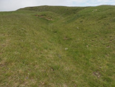 Auttre vue des fossés de la redoute.