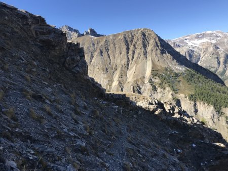 Cairn à ne pas voir !!