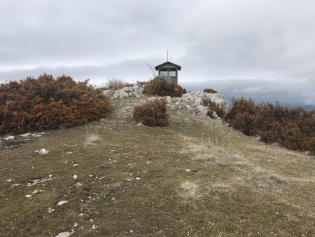 Vigie au sommet de l’Agra