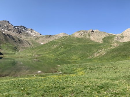 La Tête du Lac (antécime rocheuse). 