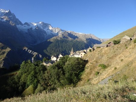 Regard arrière sur les Hières