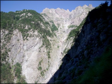 La combe entre les Vans et le Grand Sorbier.