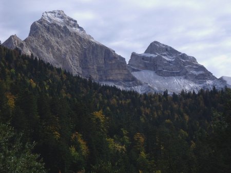 Roc et Tête de Garnesier du Vallon de la Jarjatte