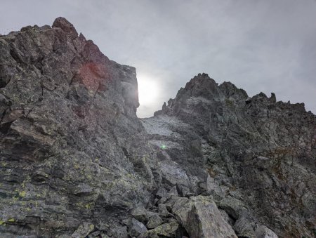 A proximité du sommet : pas toujours facile de trouver son chemin